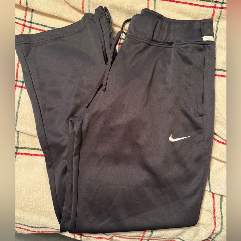 Nike charcoal Grey Dri-Fit Sweatpants with Elastic Waistband and Matte Finish